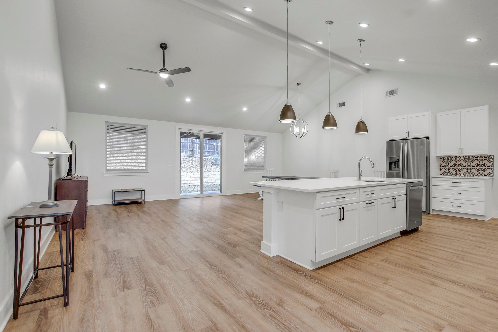 6509 Shady Lane Lago Vista TX 78645