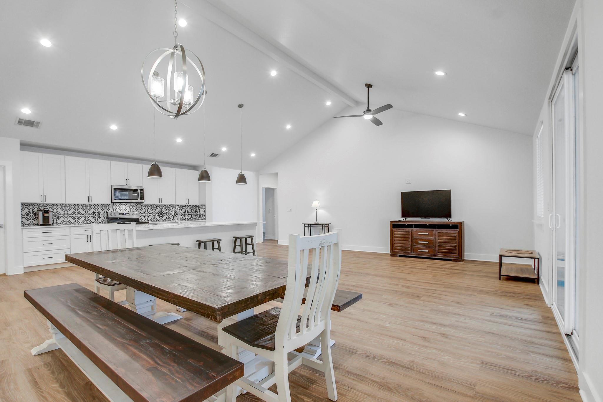 6509 Shady Lane Lago Vista TX 78645