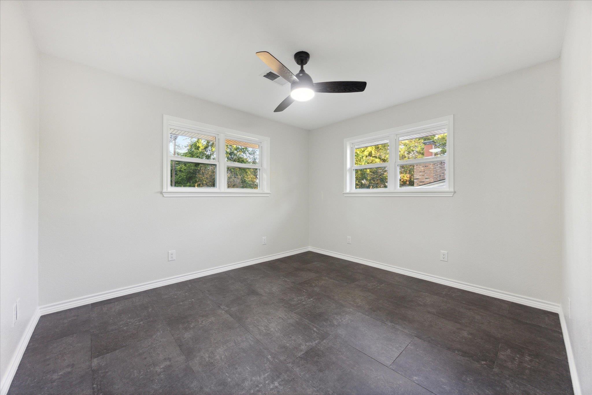 1305 W 1st Street Lampasas TX 76550
