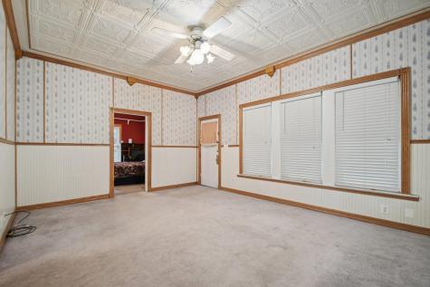 611 N Main Street Elgin TX 78621