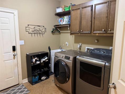 2015 Skrivanek Road Sealy TX 77474