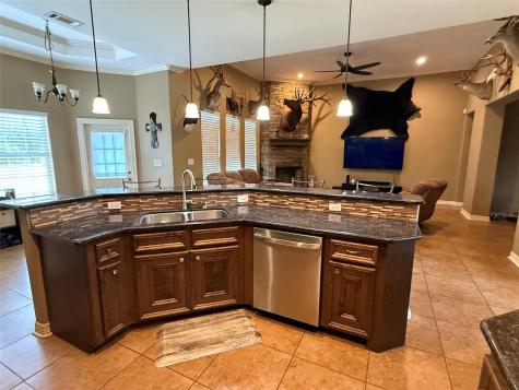 2015 Skrivanek Road Sealy TX 77474