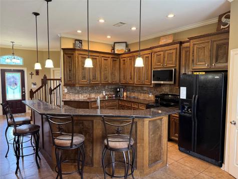 2015 Skrivanek Road Sealy TX 77474