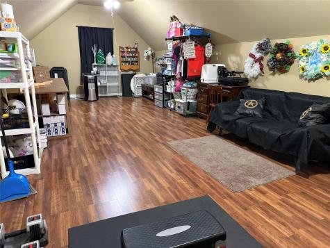 2015 Skrivanek Road Sealy TX 77474