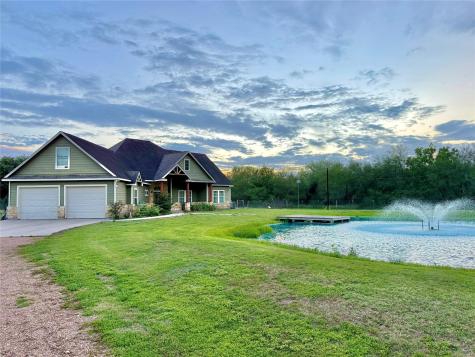 2015 Skrivanek Road Sealy TX 77474