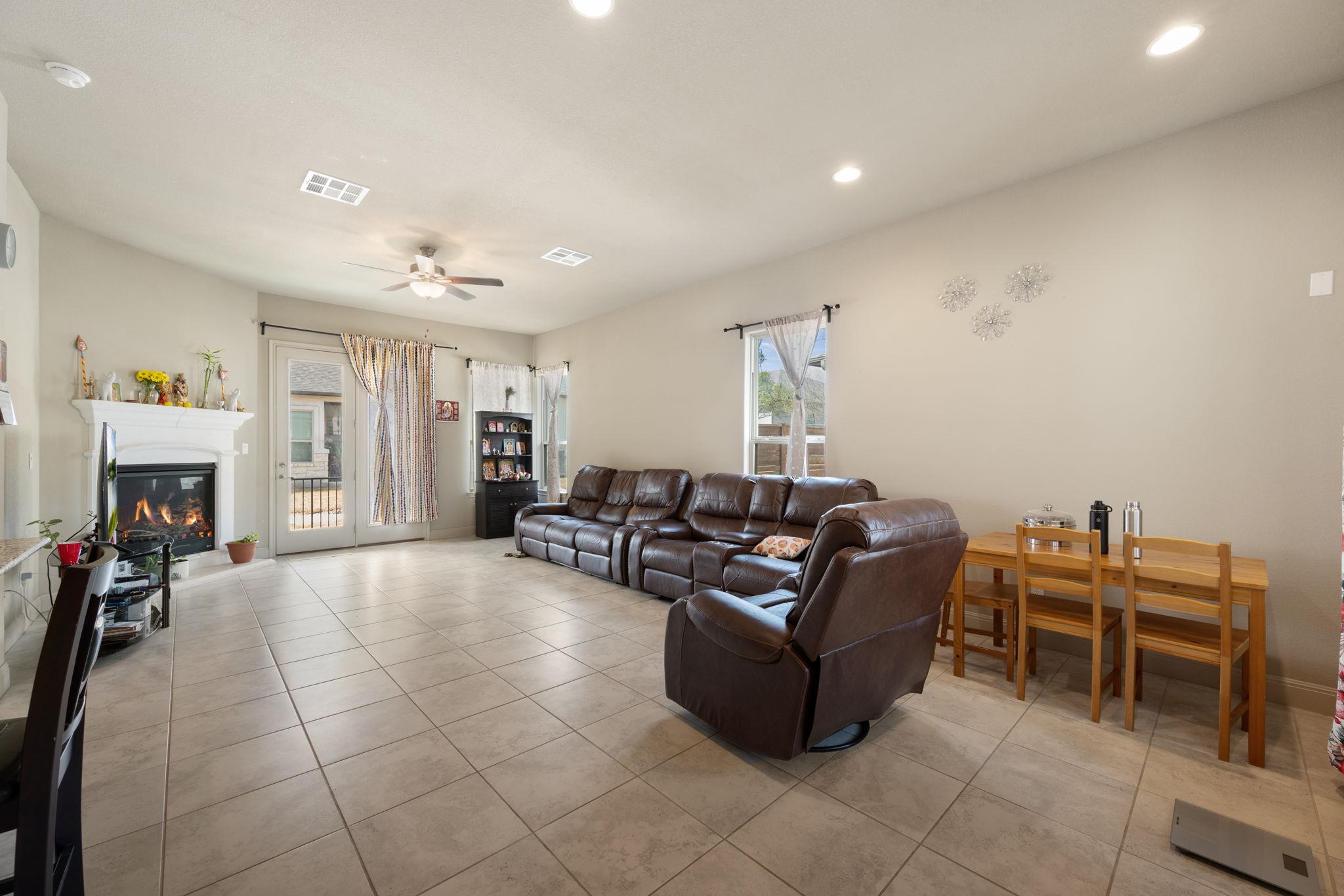 205 Clubhouse Drive Georgetown TX 78628