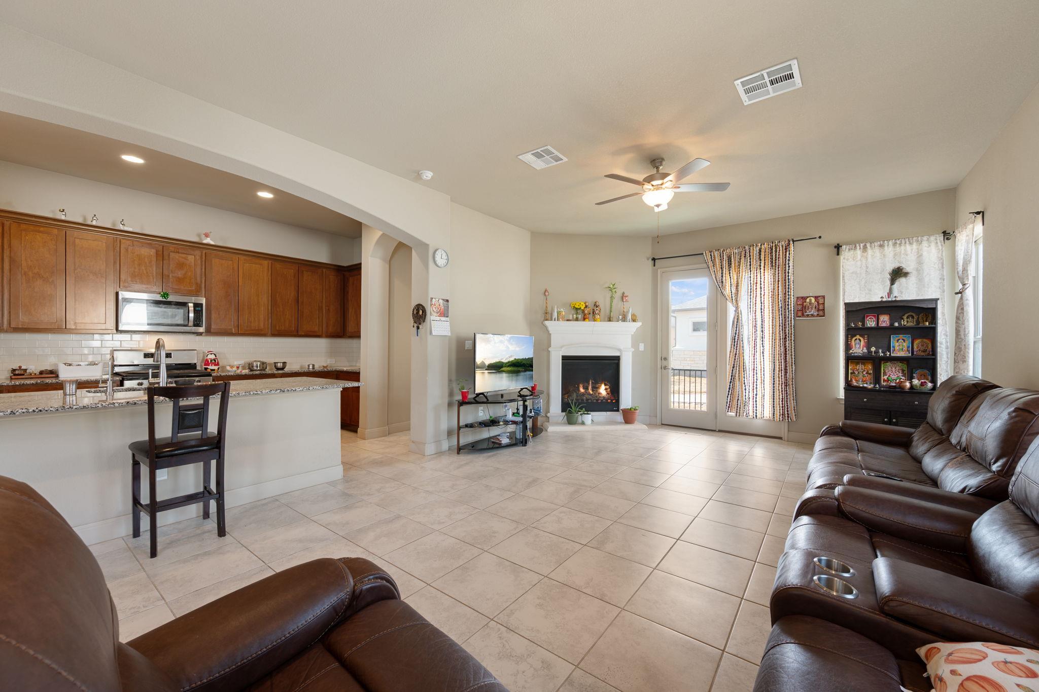 205 Clubhouse Drive Georgetown TX 78628