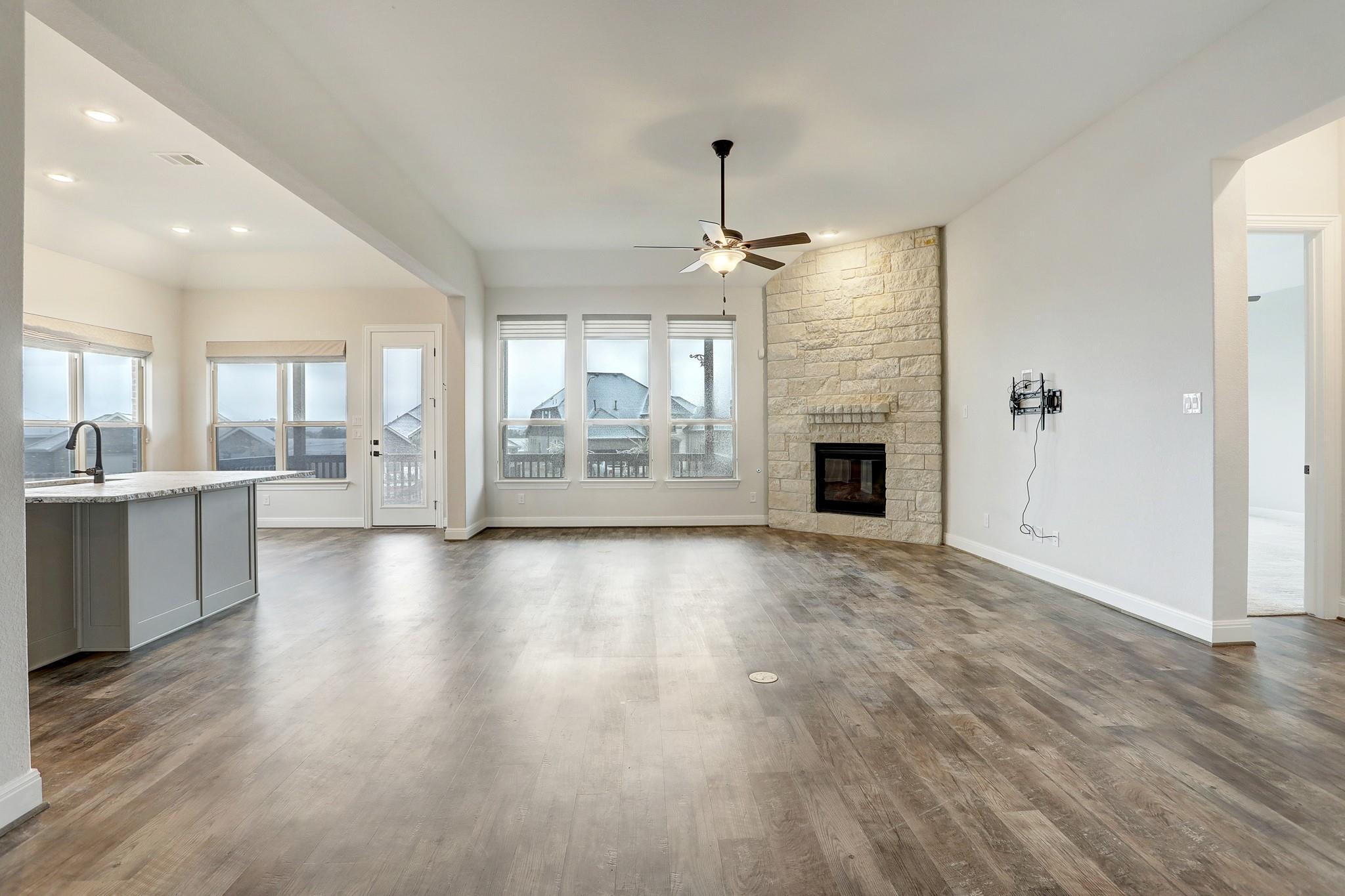 2017 Hawkes Cove Leander TX 78641