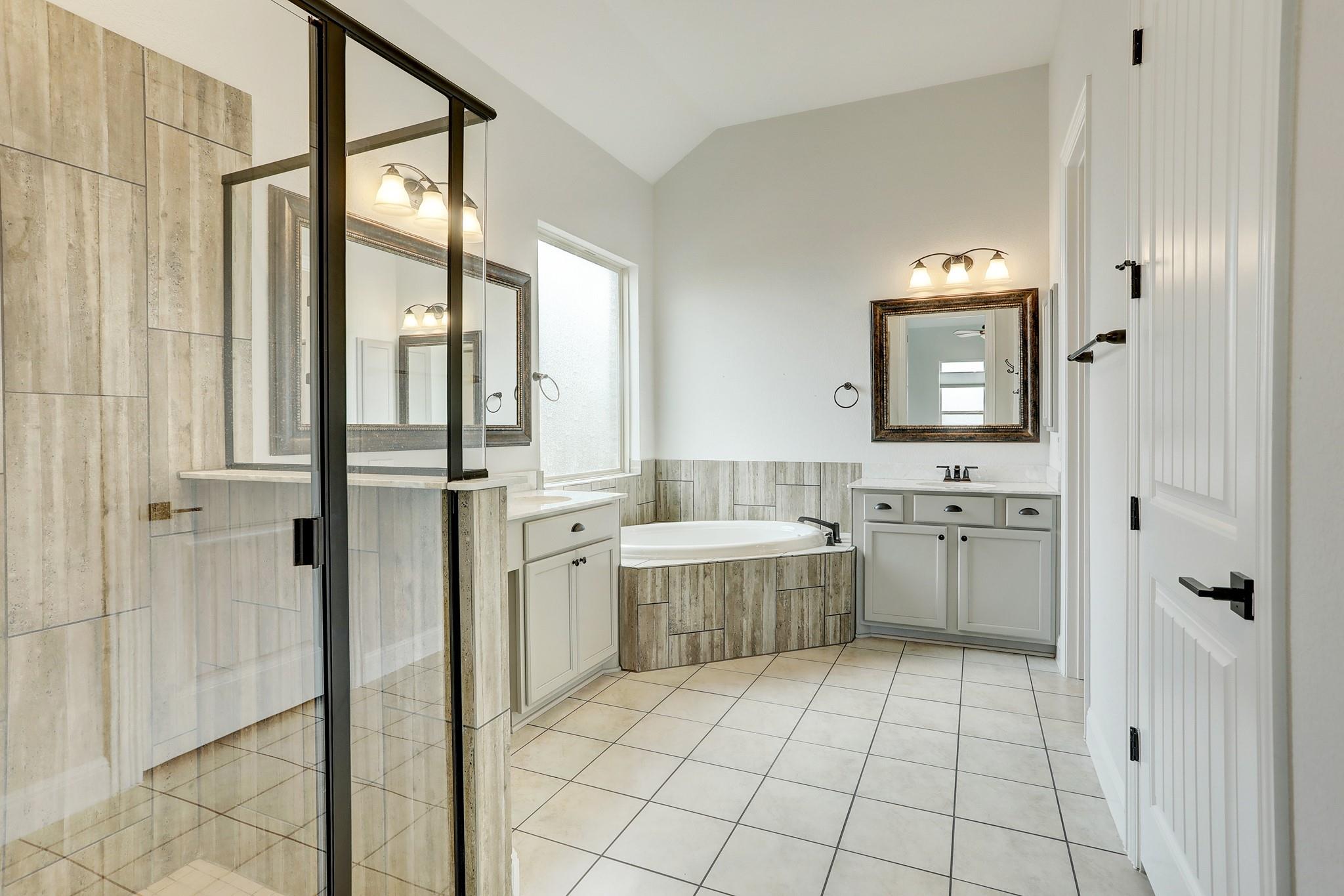 2017 Hawkes Cove Leander TX 78641