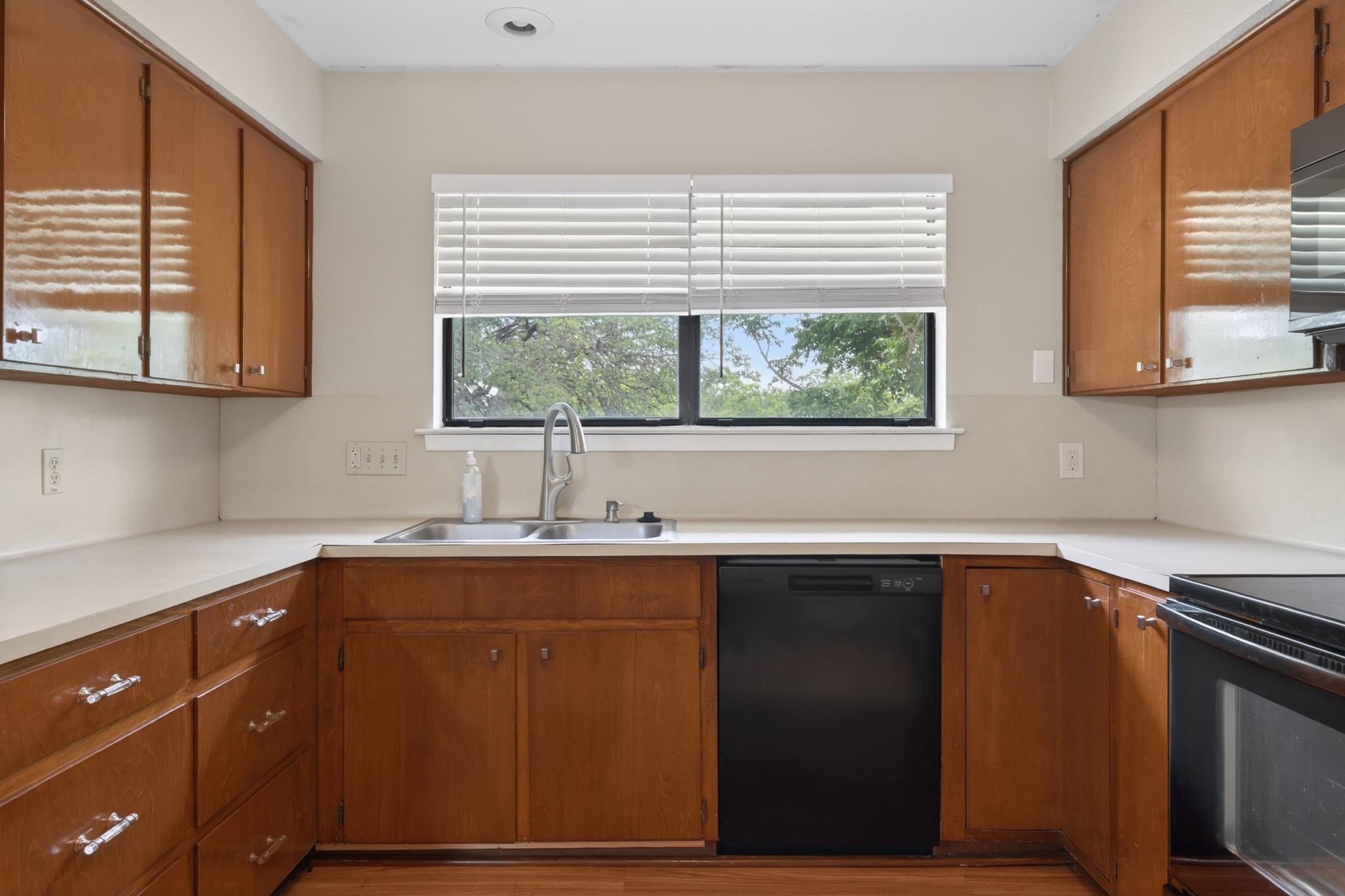 615 Old Manchaca Road Austin TX 78748