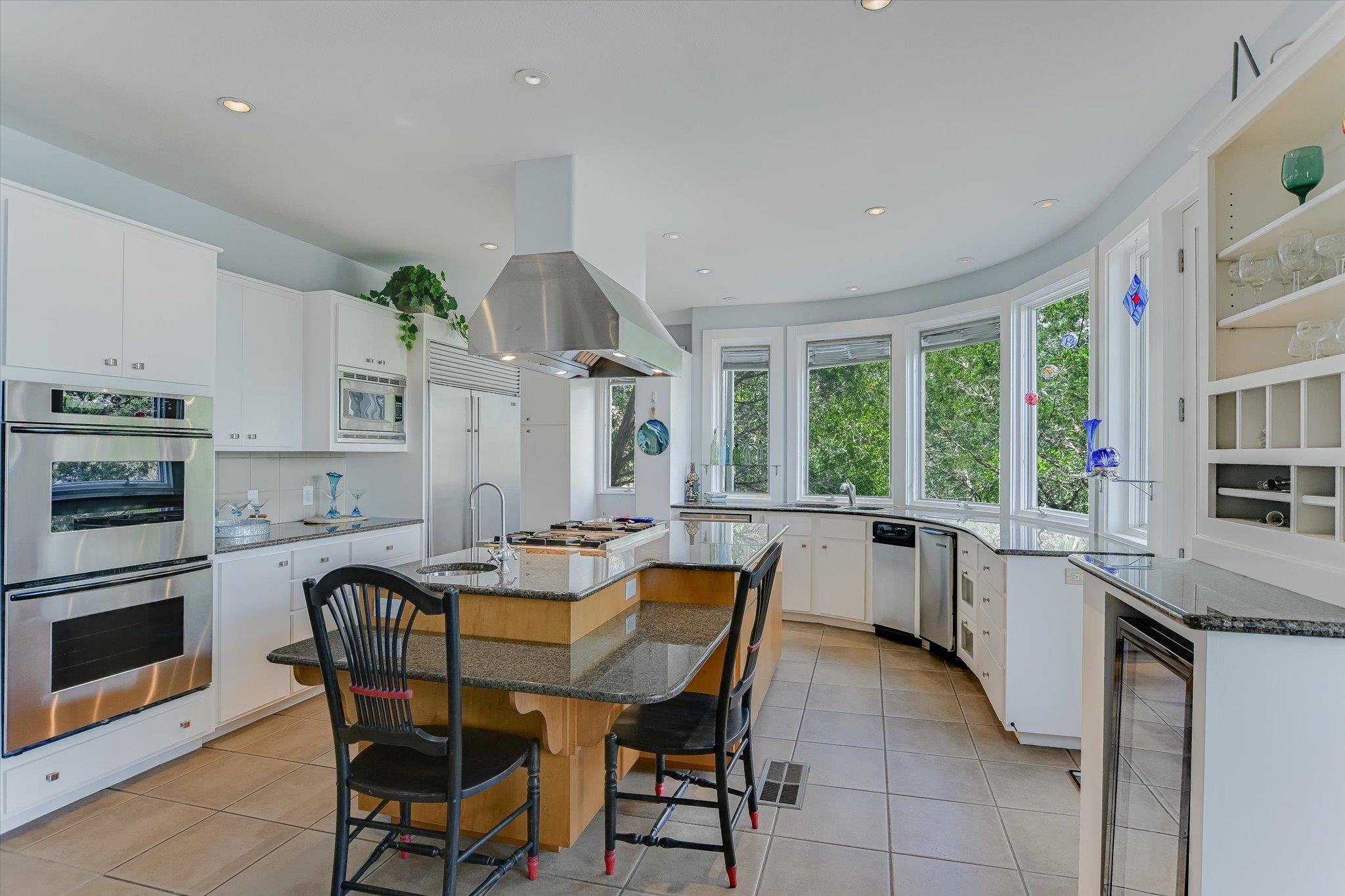 102 Center Cove I Spicewood TX 78669