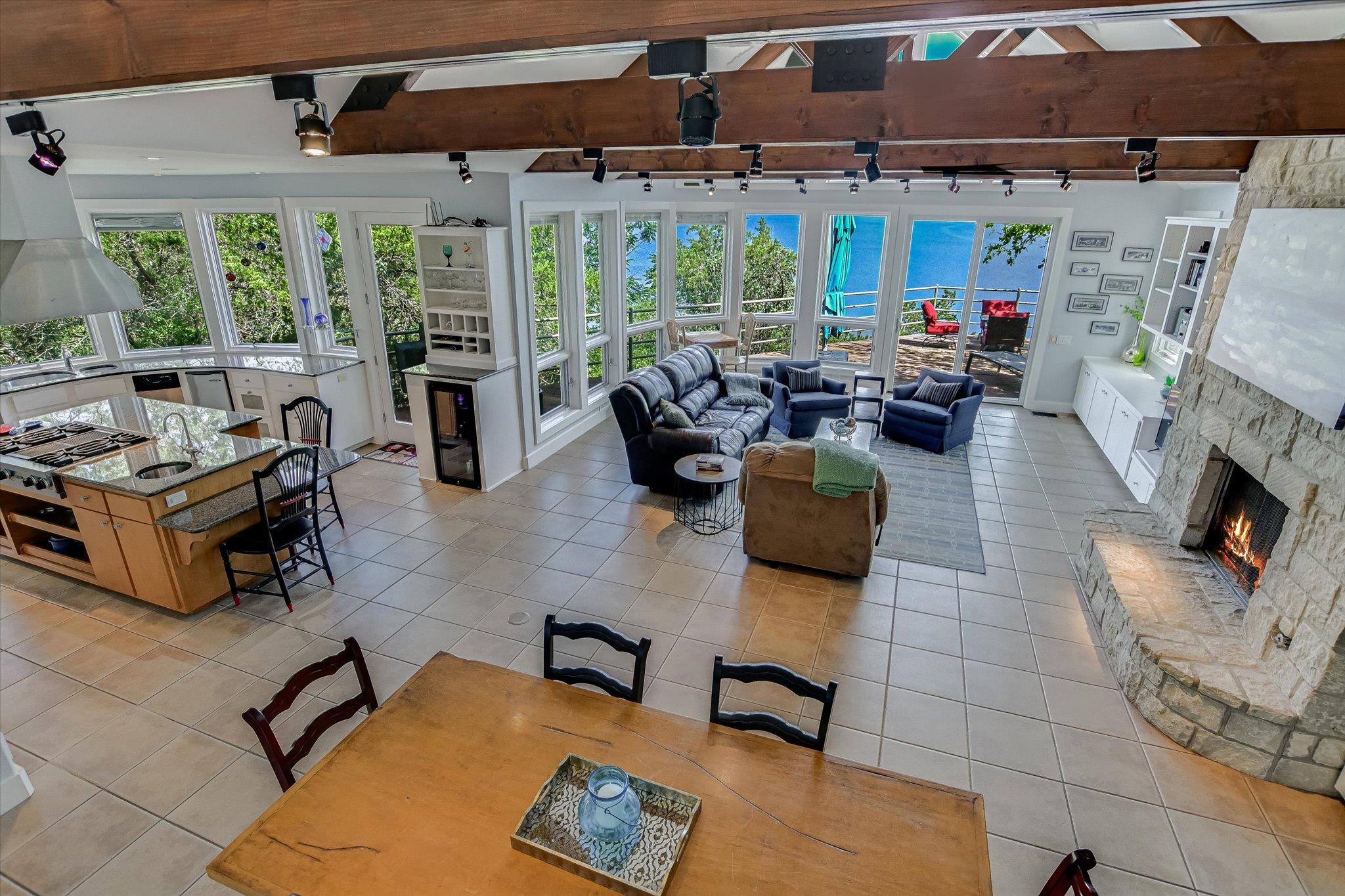 102 Center Cove I Spicewood TX 78669