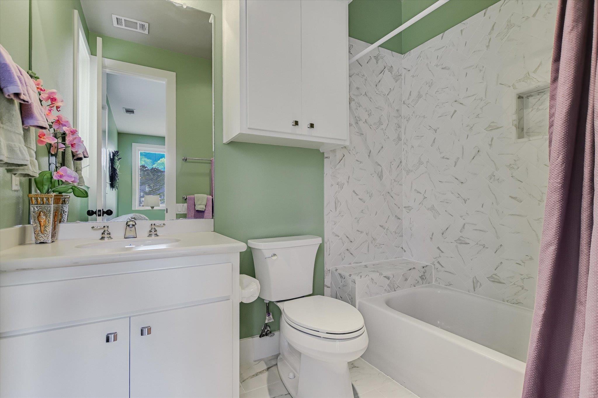 102 Center Cove I Spicewood TX 78669