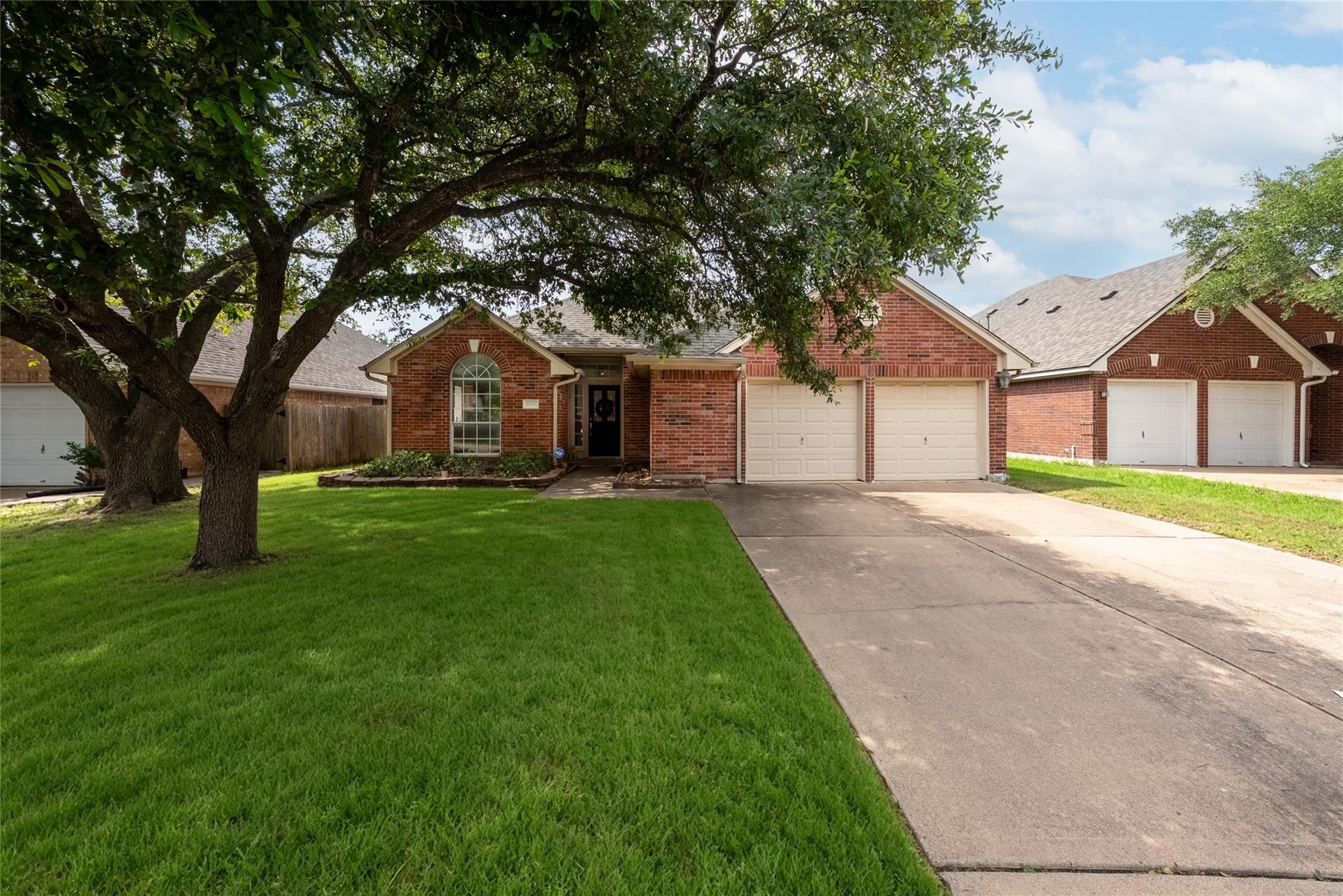 1853 Dapplegrey Lane Austin TX 78727