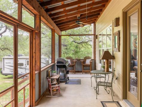 326 Lost Cove Drive Spicewood TX 78669