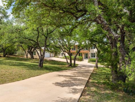 326 Lost Cove Drive Spicewood TX 78669