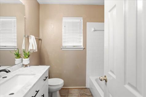 10517 S Canoa Hills Trail Austin TX 78717