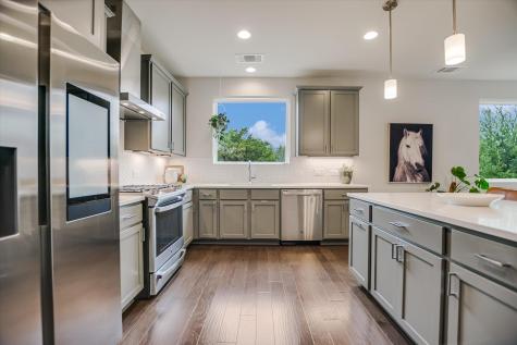 5212 Pink Poppy Pass Austin TX 78735
