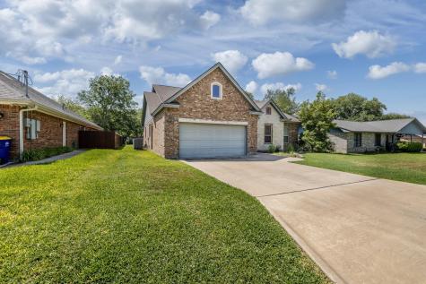 1338 Donovan Street Gonzales TX 78629