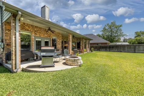 1338 Donovan Street Gonzales TX 78629