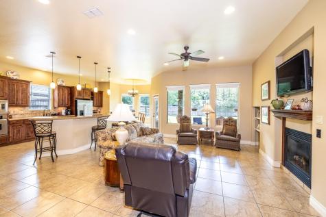 1338 Donovan Street Gonzales TX 78629