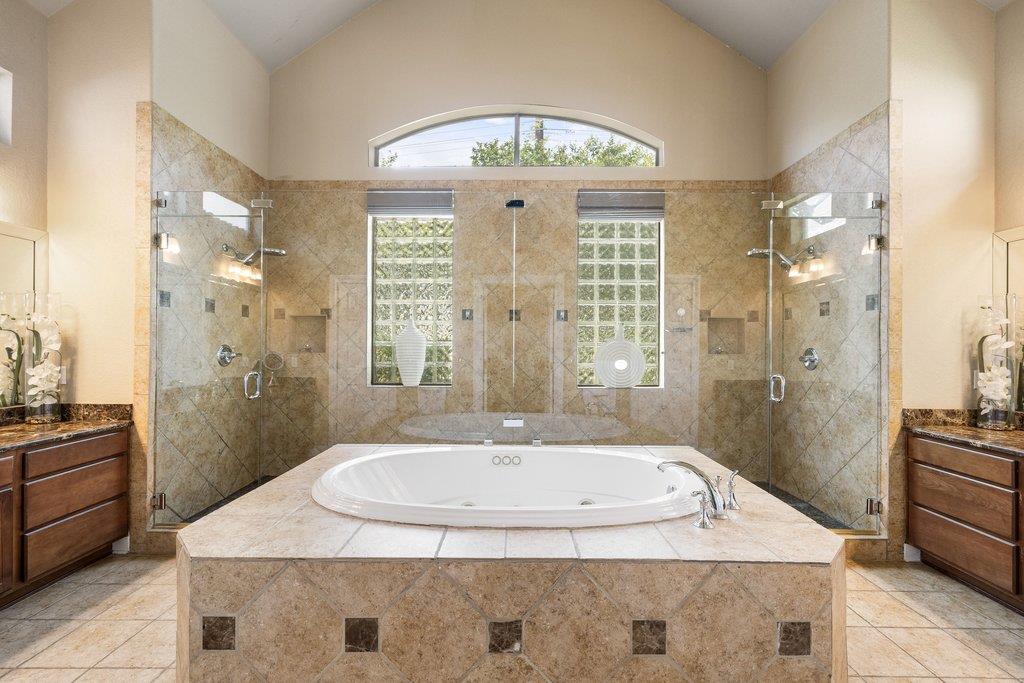 11228 Woodland Hills Trail Austin TX 78732