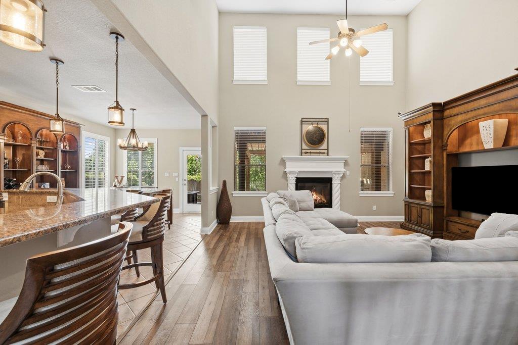 11228 Woodland Hills Trail Austin TX 78732