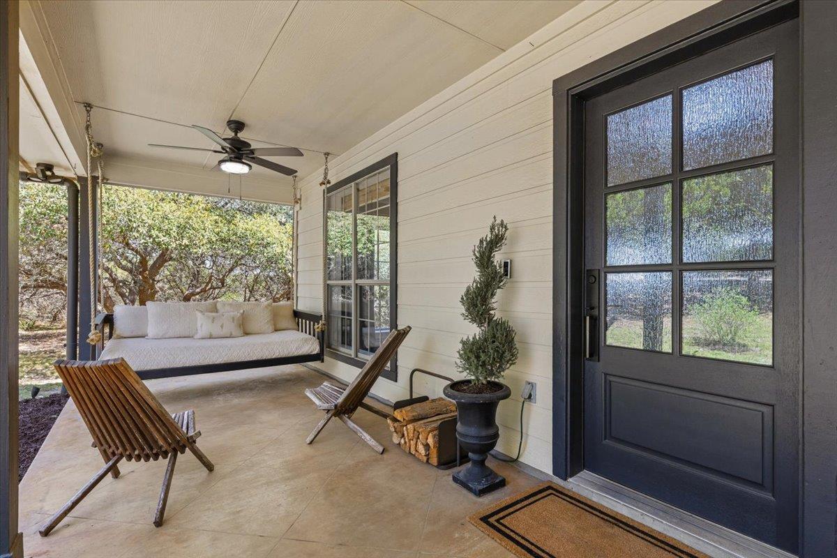 10605 Lake Beach Drive Dripping Springs TX 78620