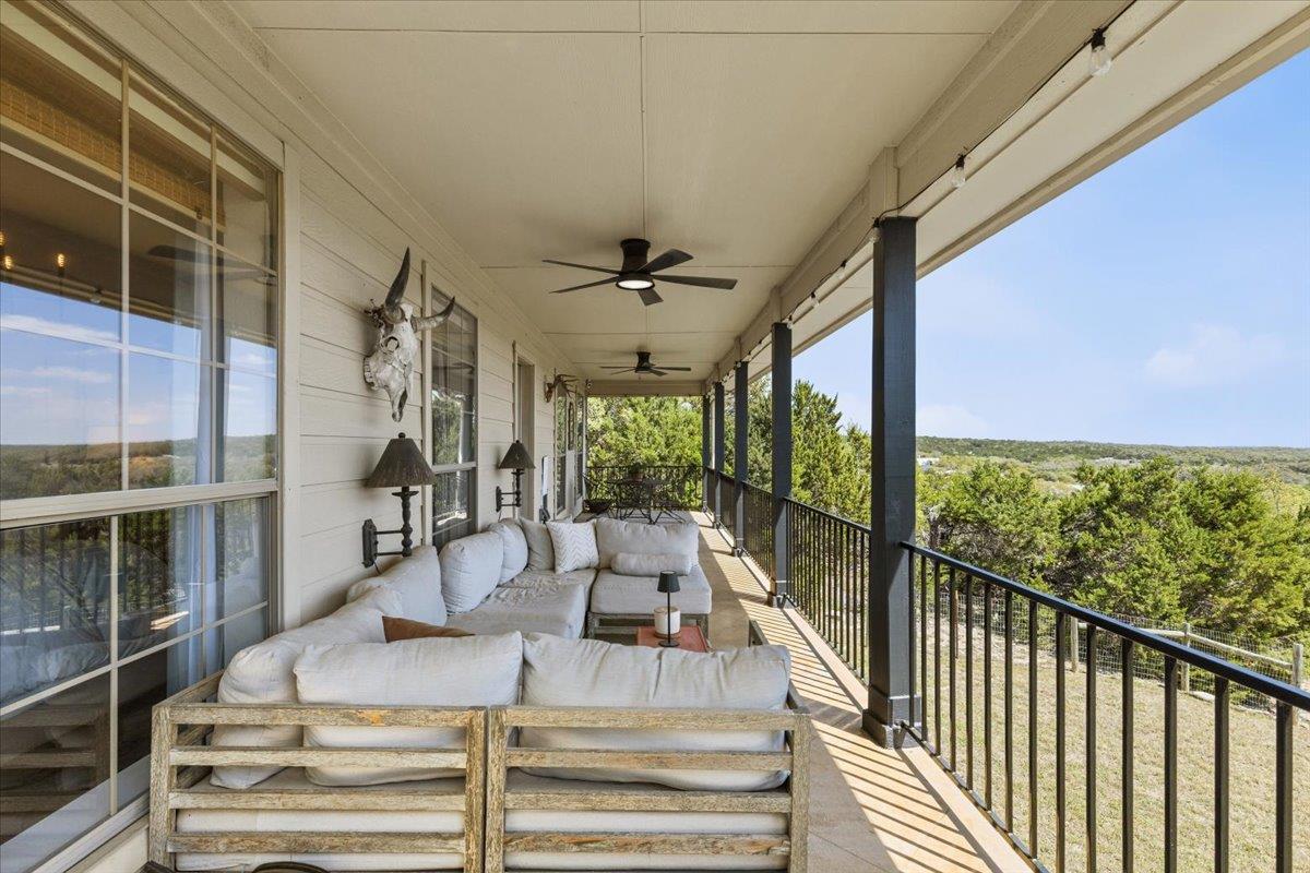 10605 Lake Beach Drive Dripping Springs TX 78620