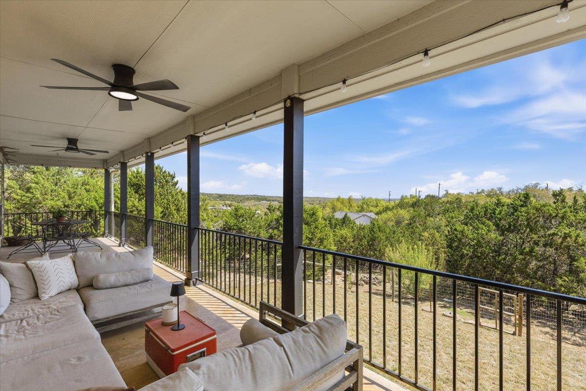 10605 Lake Beach Drive Dripping Springs TX 78620