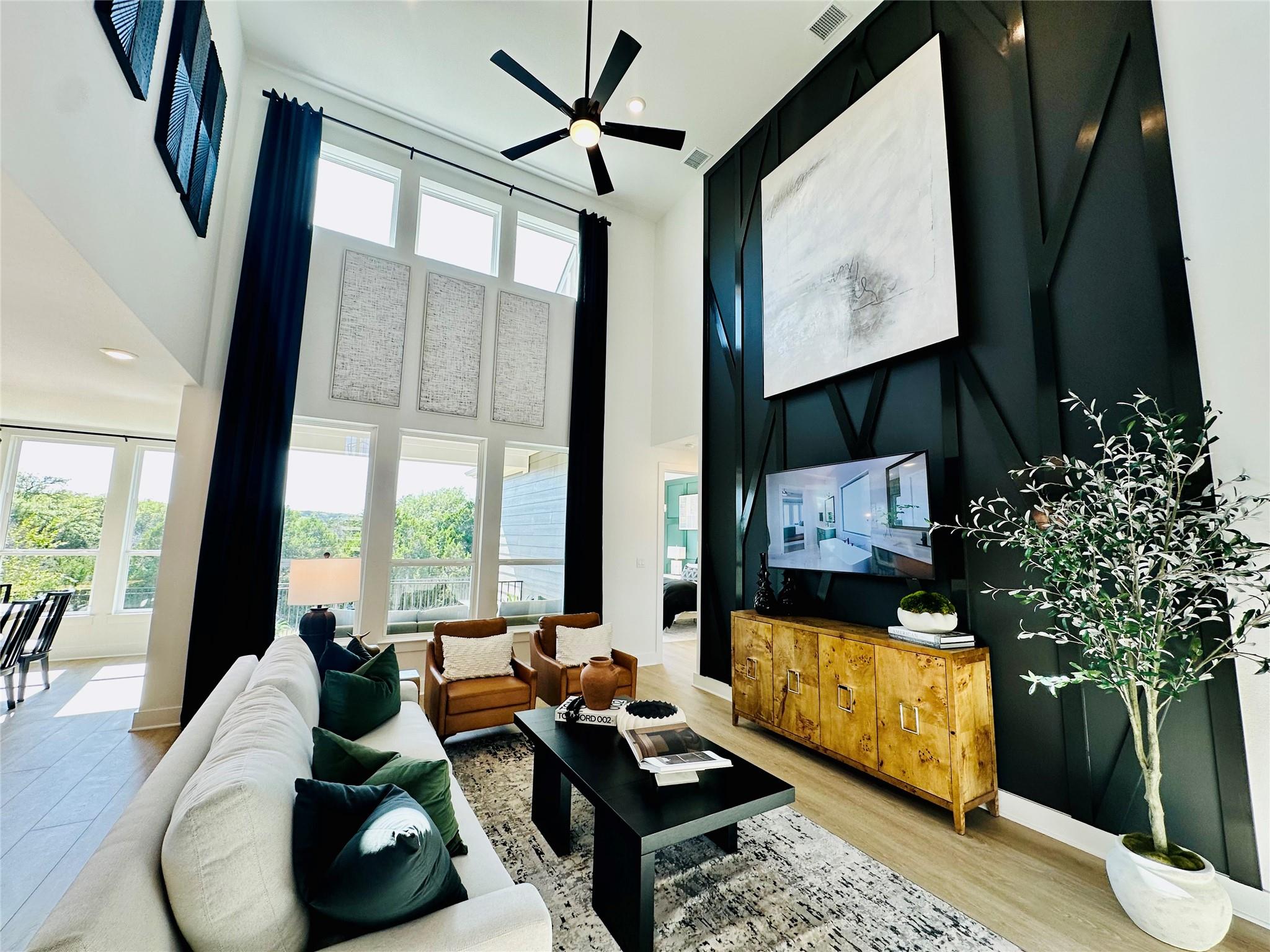 1603 Headwaters Boulevard Dripping Springs TX 78620