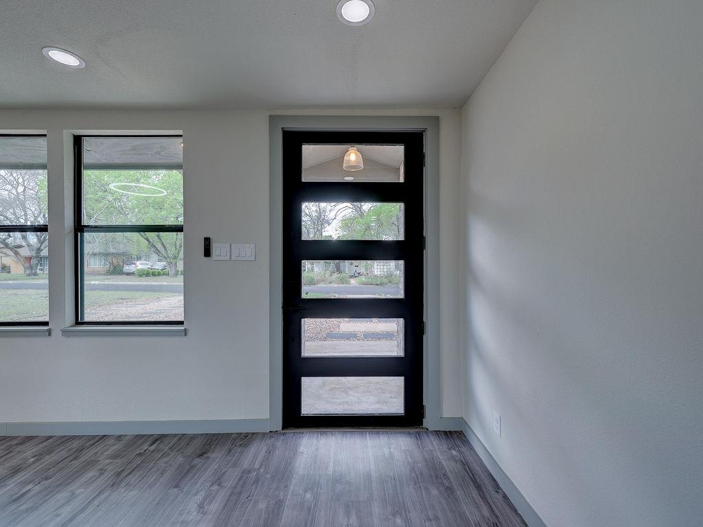 1513 Cloverleaf Drive Austin TX 78723
