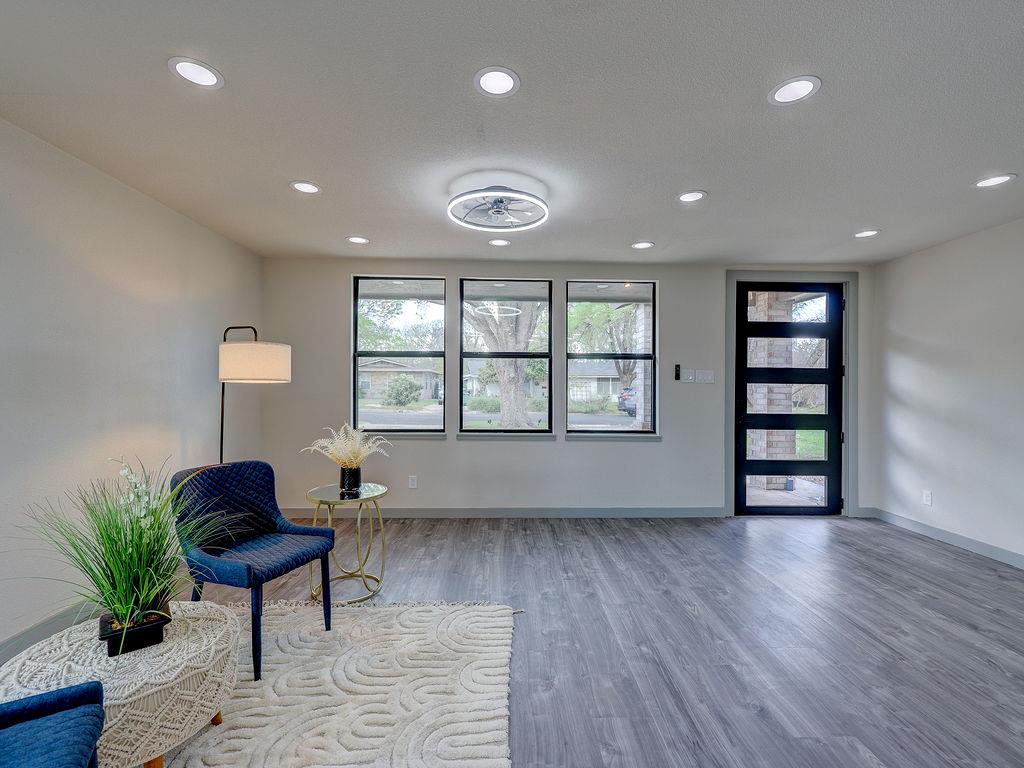 1513 Cloverleaf Drive Austin TX 78723