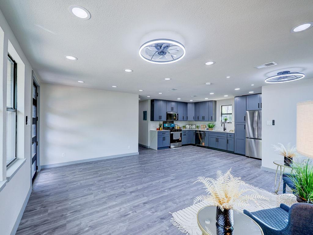 1513 Cloverleaf Drive Austin TX 78723