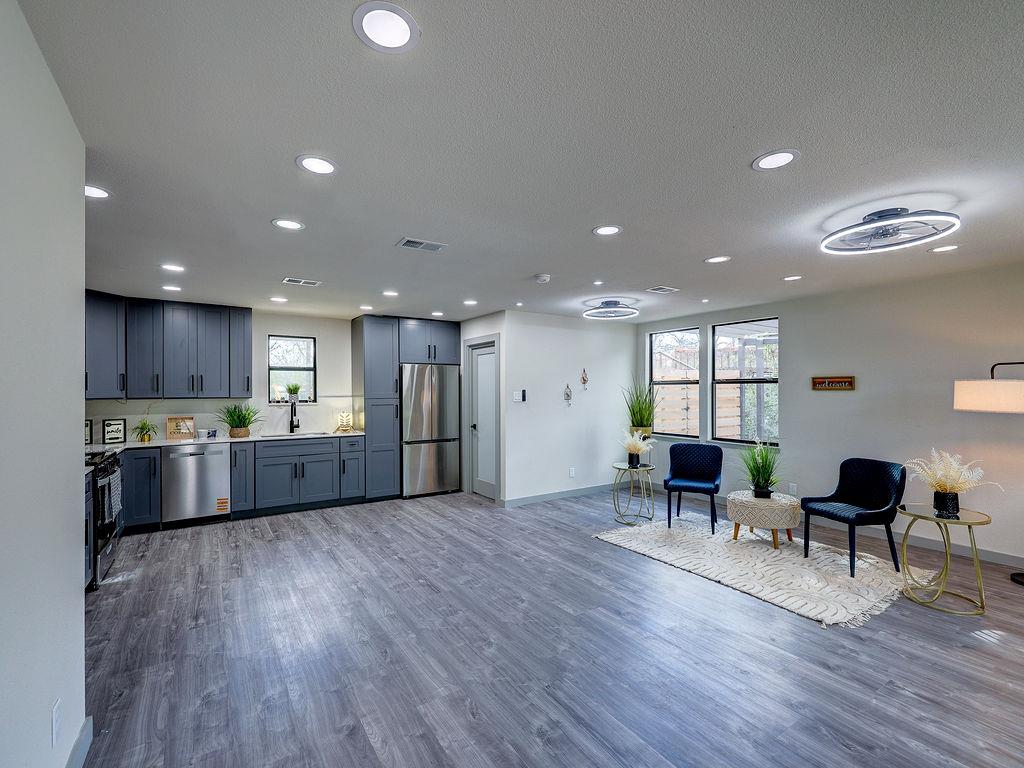 1513 Cloverleaf Drive Austin TX 78723