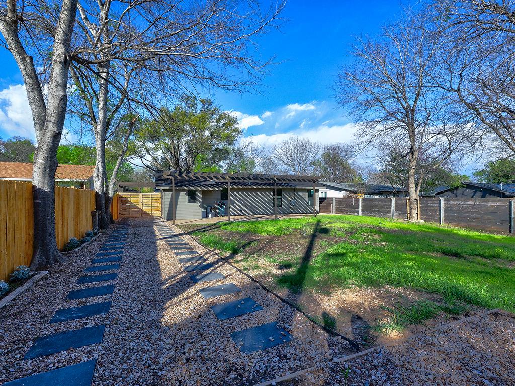 1513 Cloverleaf Drive Austin TX 78723