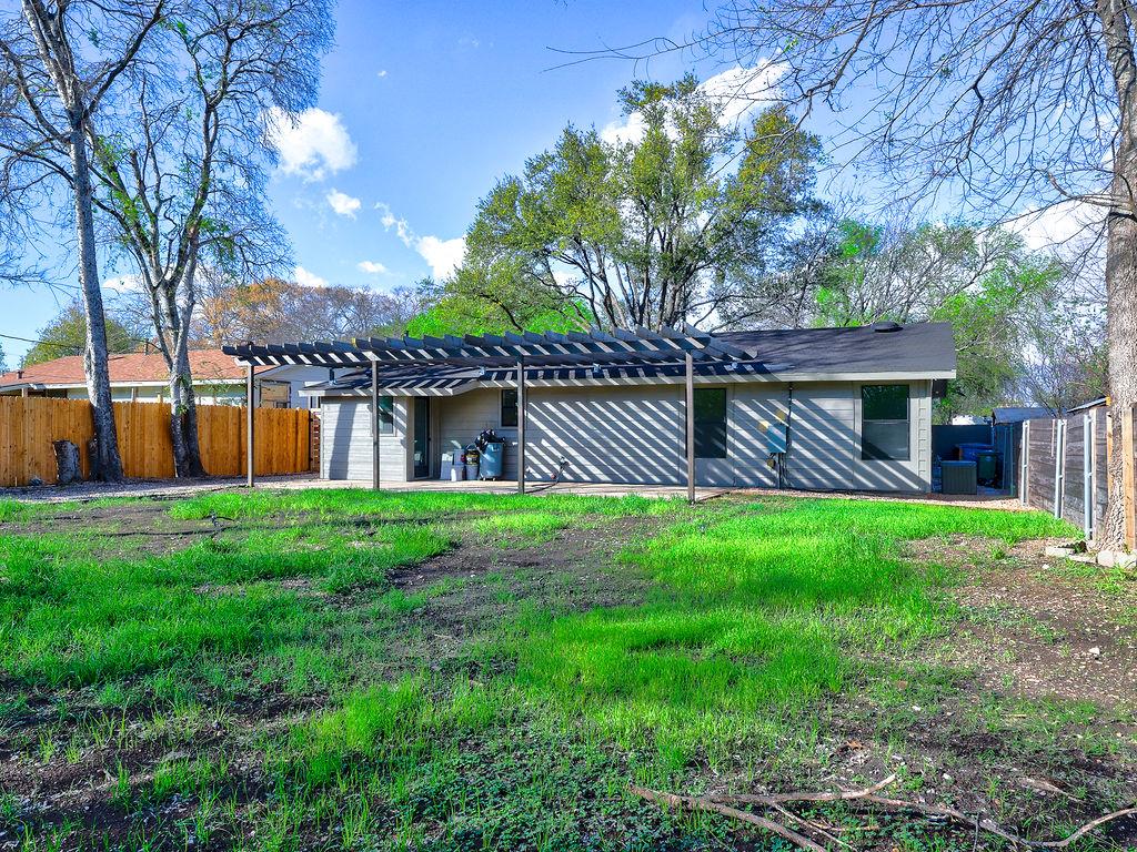 1513 Cloverleaf Drive Austin TX 78723