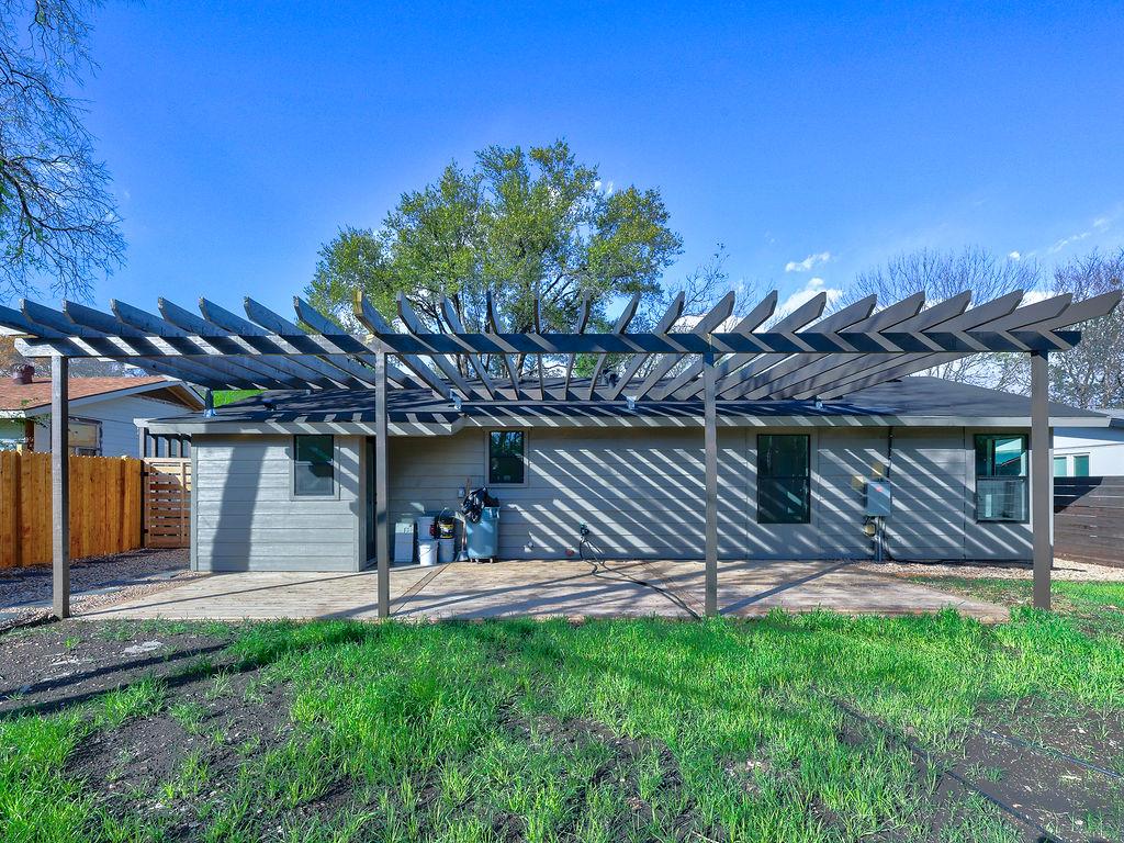 1513 Cloverleaf Drive Austin TX 78723