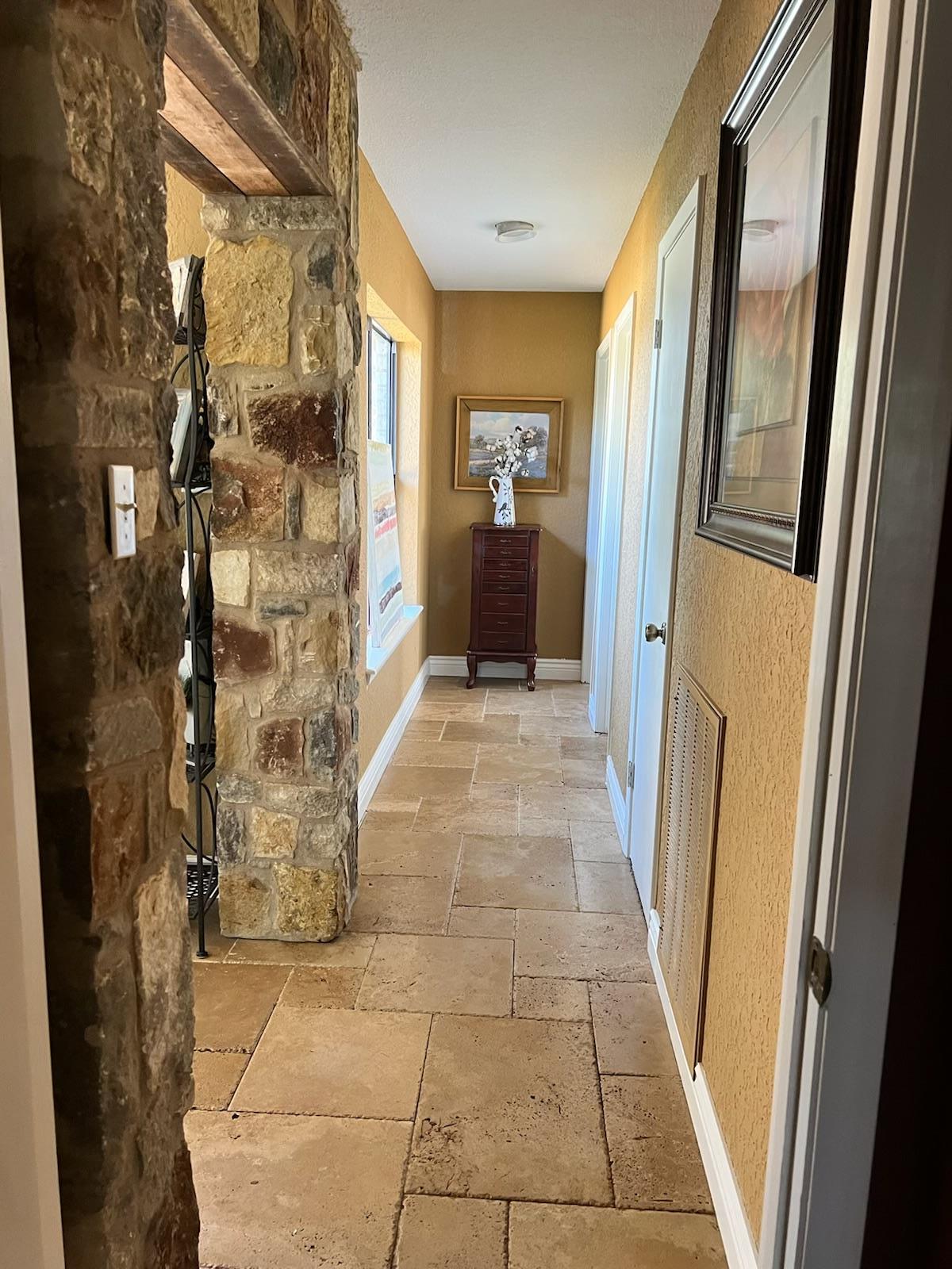 1005 Colorado Street Smithville TX 78957