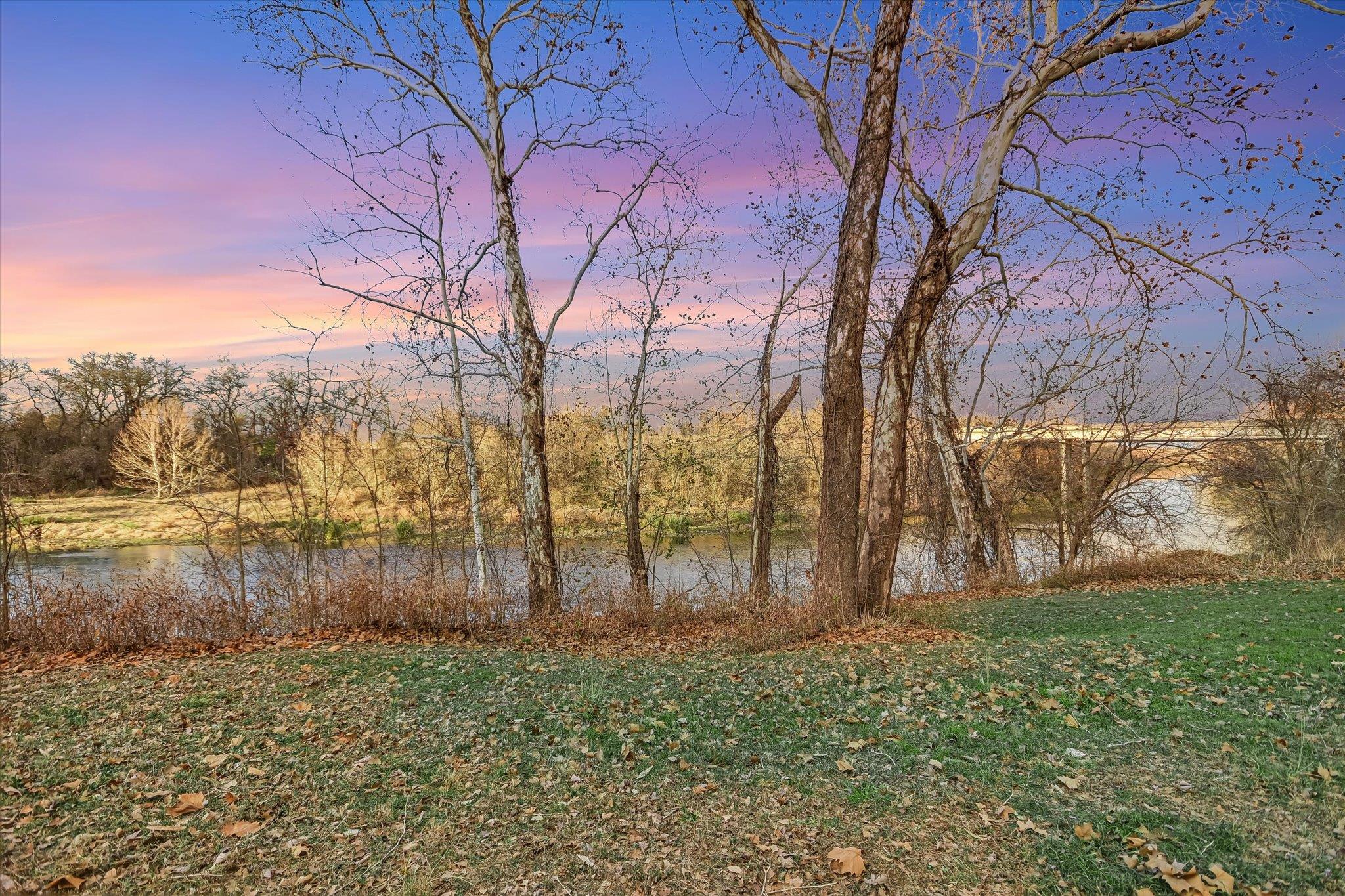 1005 Colorado Street Smithville TX 78957