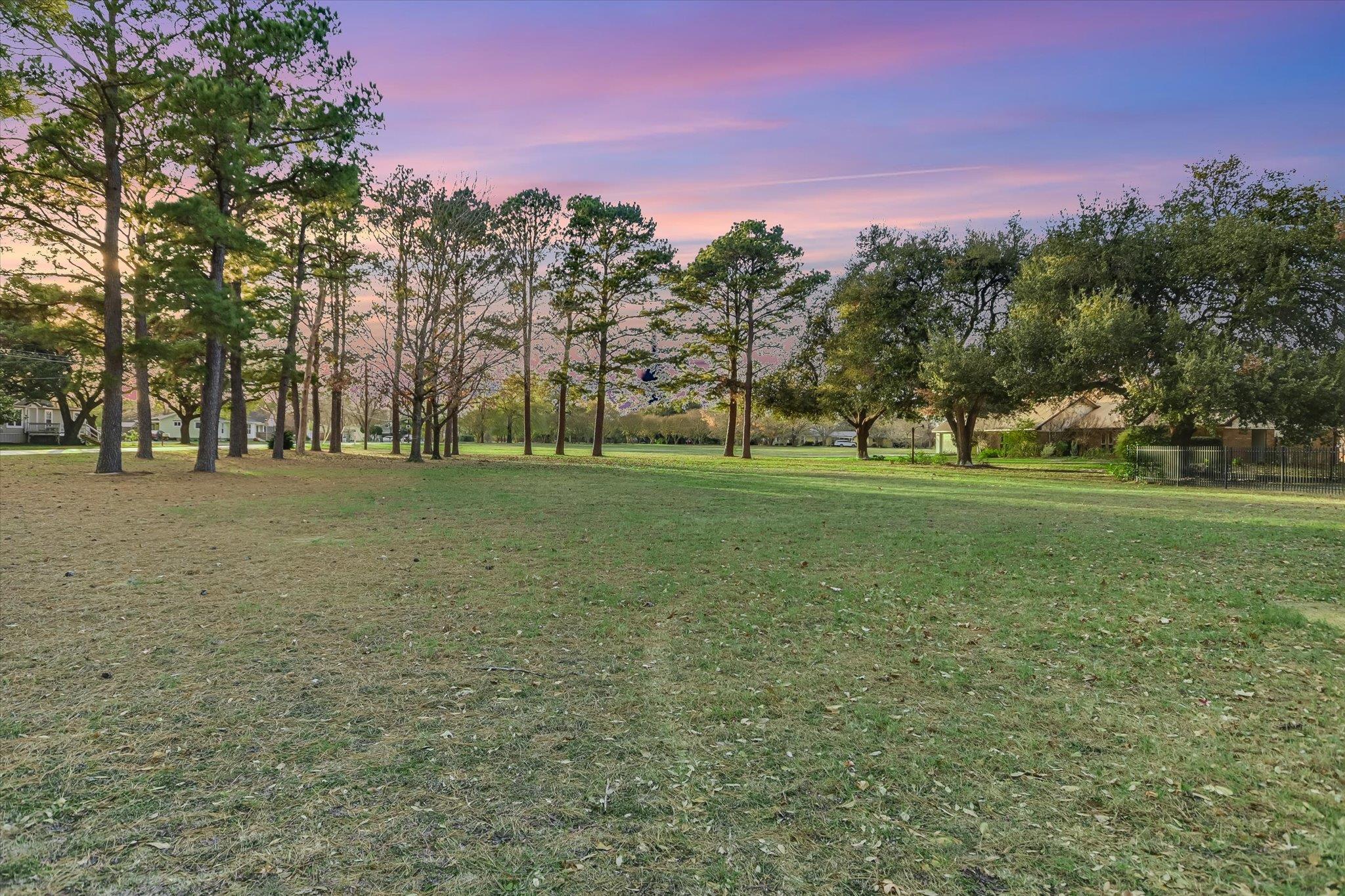 1005 Colorado Street Smithville TX 78957