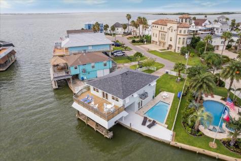 1226 Oahu Drive Galveston TX 77554