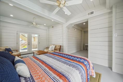 1226 Oahu Drive Galveston TX 77554