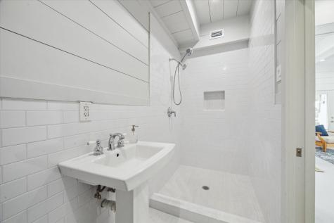 1226 Oahu Drive Galveston TX 77554