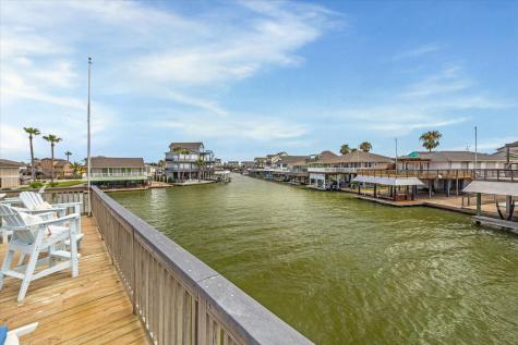 1226 Oahu Drive Galveston TX 77554