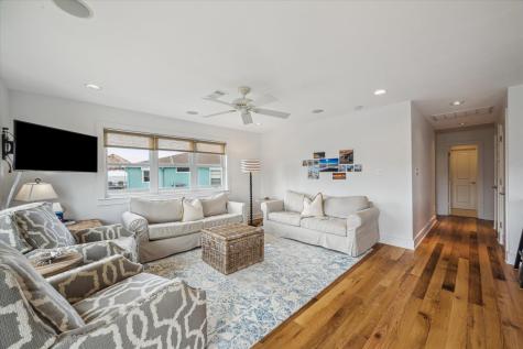 1226 Oahu Drive Galveston TX 77554
