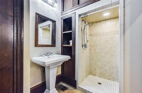 807 Colorado Drive Smithville TX 78957