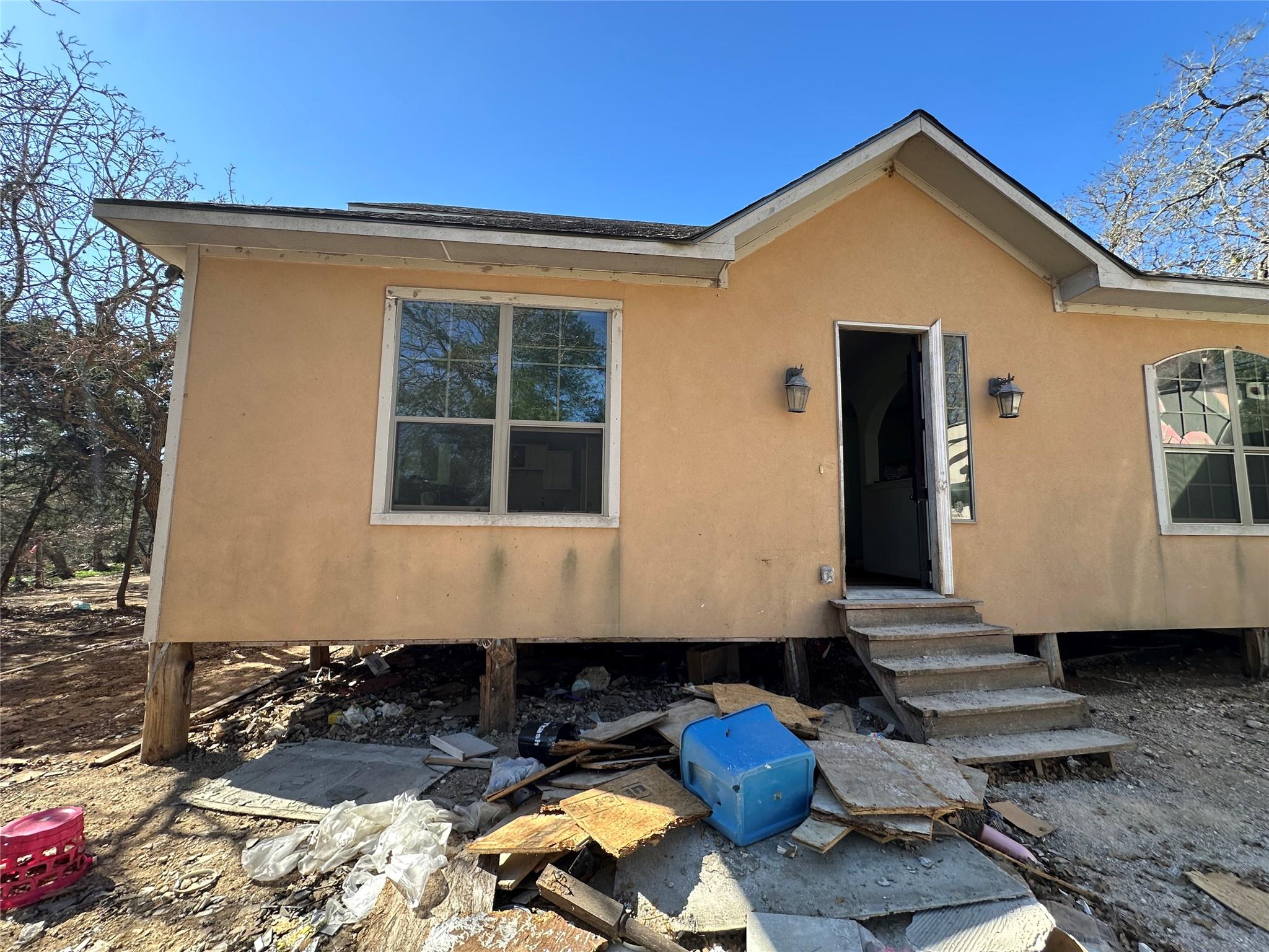 170 Scarlet Harts Lane Dale TX 78616