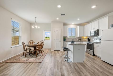 225 Gunther Way Taylor TX 76574