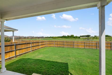 225 Gunther Way Taylor TX 76574